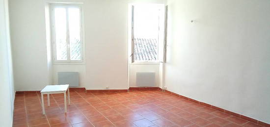 Appartement  à louer, 2 pièces, 1 chambre, 38 m²