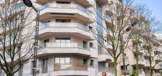 Studio  à vendre, 1 pièce, 31 m², Étage 3/–