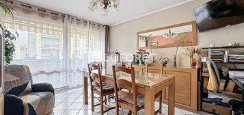 Appartement  à vendre, 3 pièces, 2 chambres, 60 m²