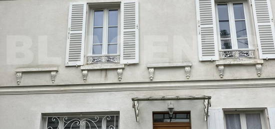 Maison 2 étages  à vendre, 6 pièces, 5 chambres, 160 m²