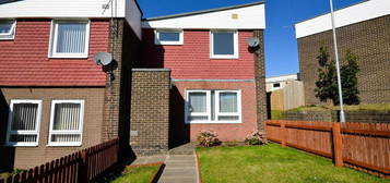 3 bedroom link detached house for sale