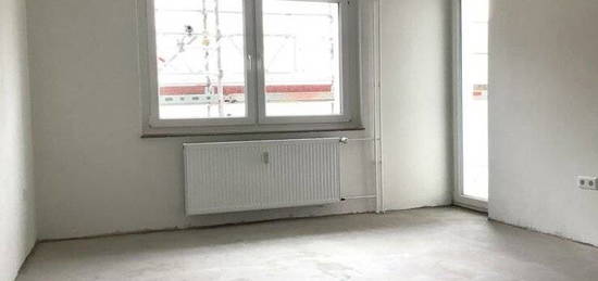 Aufgepasst: 2,5-Zimmer-Wohnung mit Balkon in zentraler Lage