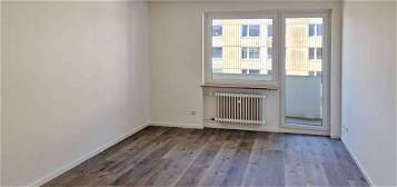 Renoviert: Attraktives Single-Apartment mit Balkon