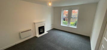 Flat to rent in Thornbury Road, Walsall WS2