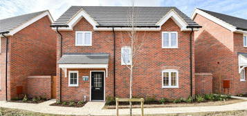 3 bedroom detached house