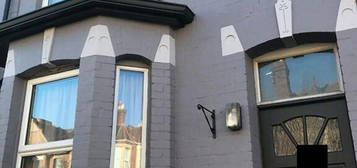 4 bedroom terraced house