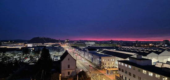 STUDENTENHIT mit Schlossbergblick / 3 Zimmer - WG tauglich