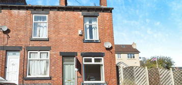 3 bed end terrace house for sale