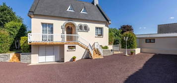 A VENDRE - Belle maison 4 chambres avec terrain de 780m² dans le centre d’Acigné