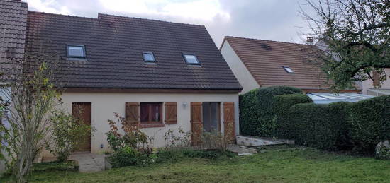 Maison à louer Issou