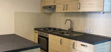 Pronájem bytu 2+1 55 m², Nad Strouhou, Hlavní město Praha