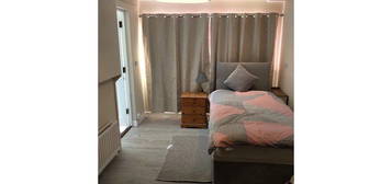 Room to rent in Howerts Close, Warsash, Southampton SO31