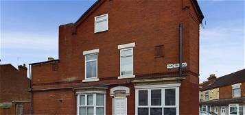 Room to rent in Lowther Road, Wheatley, Doncaster, South Yorkshire DN1