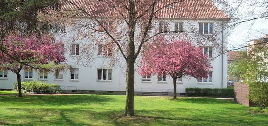 Freyastr. 8, E R - Schöne 2-Zimmer Wohnung! Küchenübernahme ist möglich