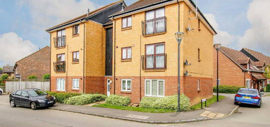 Flat for sale in Queensbury Lane, Monkston Park, Milton Keynes MK10