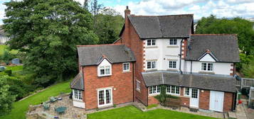 6 bedroom detached house for sale