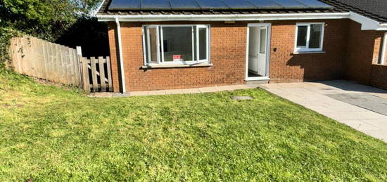 2 bedroom semi-detached bungalow for sale