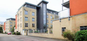 Flat to rent in Sherman House, Rustat Avenue, Cambridge CB1