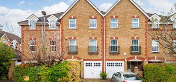 4 bedroom terraced house for sale