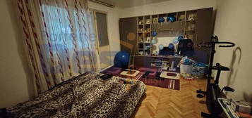 Apartament 4 camere decomandat 81 MP ETAJ 1 - Tatarasi