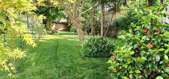 Maison 169 m² avec garage et jardin