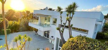 VILLA MODERNE 8P 4km CANNES centre et plages