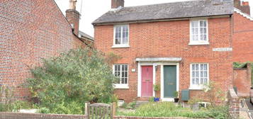 2 bedroom semi-detached house for sale