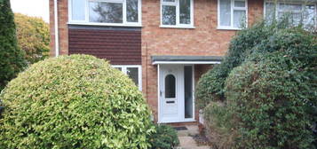 3 bed end terrace house to rent