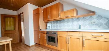 GEMÜTLICH - helle 3-Zimmer-Wohnung mit Einbauküche in Oberbexbach!