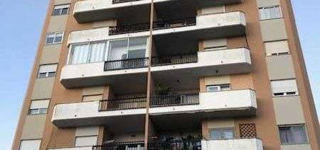 Apartamento T1 à venda na São João Estoril