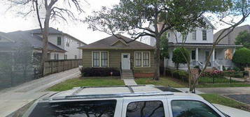 1123 1/2 Arlington St, Houston, TX 77008