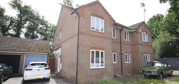 3 bedroom semi-detached house