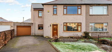 4 bed semi-detached house for sale