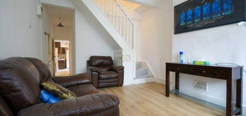 3 bedroom terraced house