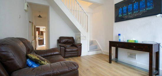 3 bedroom terraced house