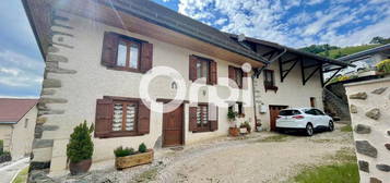 Achat maison 8 pièces 275 m²