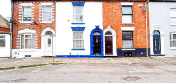 Terraced house to rent in Palmerston Road, Northampton NN1