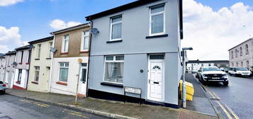 3 bed end terrace house for sale