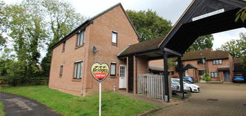 Maisonette for sale in Wooland Court, Church Crookham, Fleet, Hampshire GU52