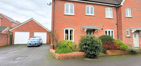 3 bedroom semi-detached house for sale