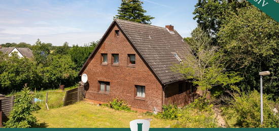 BIETVERFAHREN - freies Zweifamilienhaus in Ostseenähe mit Vollkeller, großem Garten und Terrasse