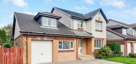 6 bedroom detached house for sale