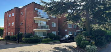 Flat for sale in Laburnum Lodge, Finchley N3