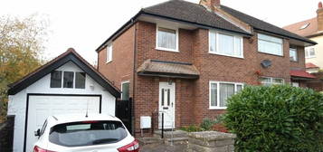 3 bedroom semi-detached house