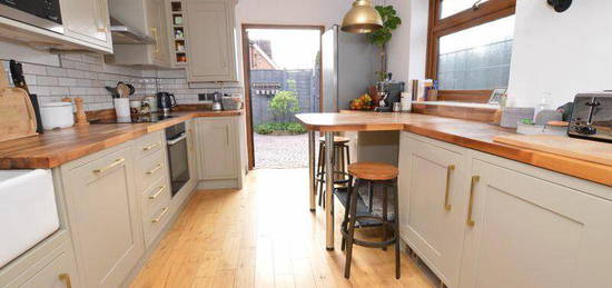 2 bedroom semi-detached house