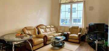 1 bedroom ground floor flat