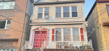 13 W 27th St Unit 1, Bayonne, NJ 07002