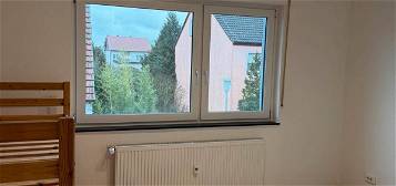 Helle, renovierte 2-Zimmerwohnung mit Balkon in Weiterstadt