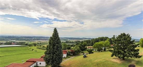 (Ferien-)Whg. mit Panoramablick u. 2 Loggien in Top-Erholungslage nahe dem Bodensee