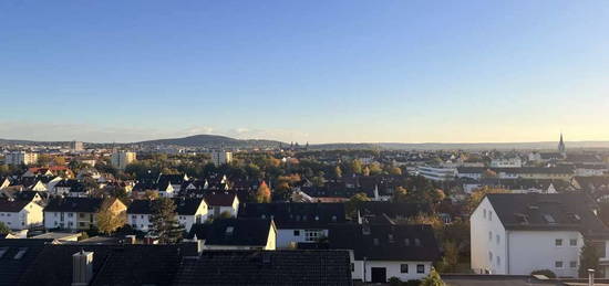 Moderne Erdgeschosswohnung mit Schlossblick in Aschaffenburg-Damm